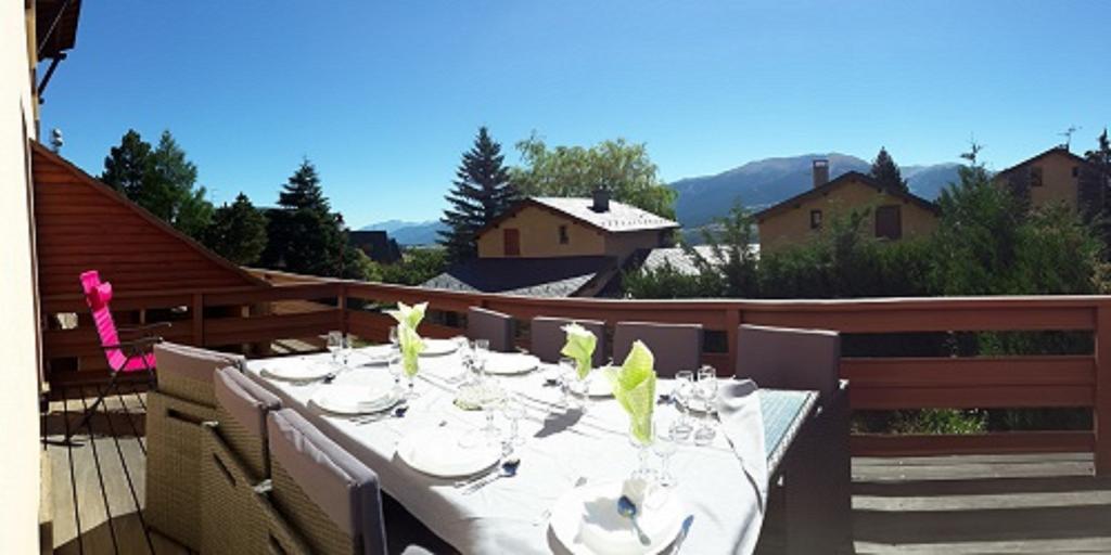 Residence Campredon - Decoration Typique - 25M2 De Terrasse Amenagee Plein Sud Avec Vue Panoramique - Internet - Jardin - Parking - Navette - Linge Et Menage En Options Payantes Font-Romeu-Odeillo-Via Exterior foto